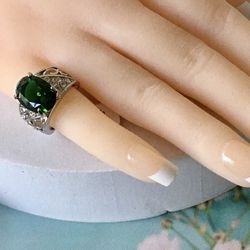 Green Cocktail Ring, Size 6