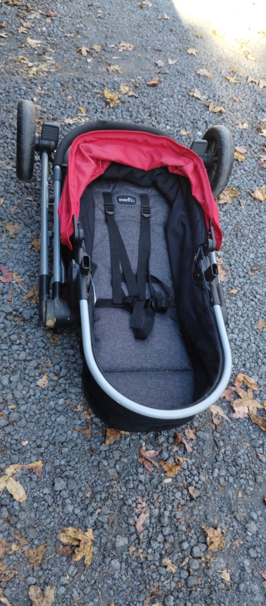 Evenflo Pivot Stroller