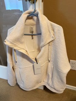 Carry Underwood sweatshirt Large