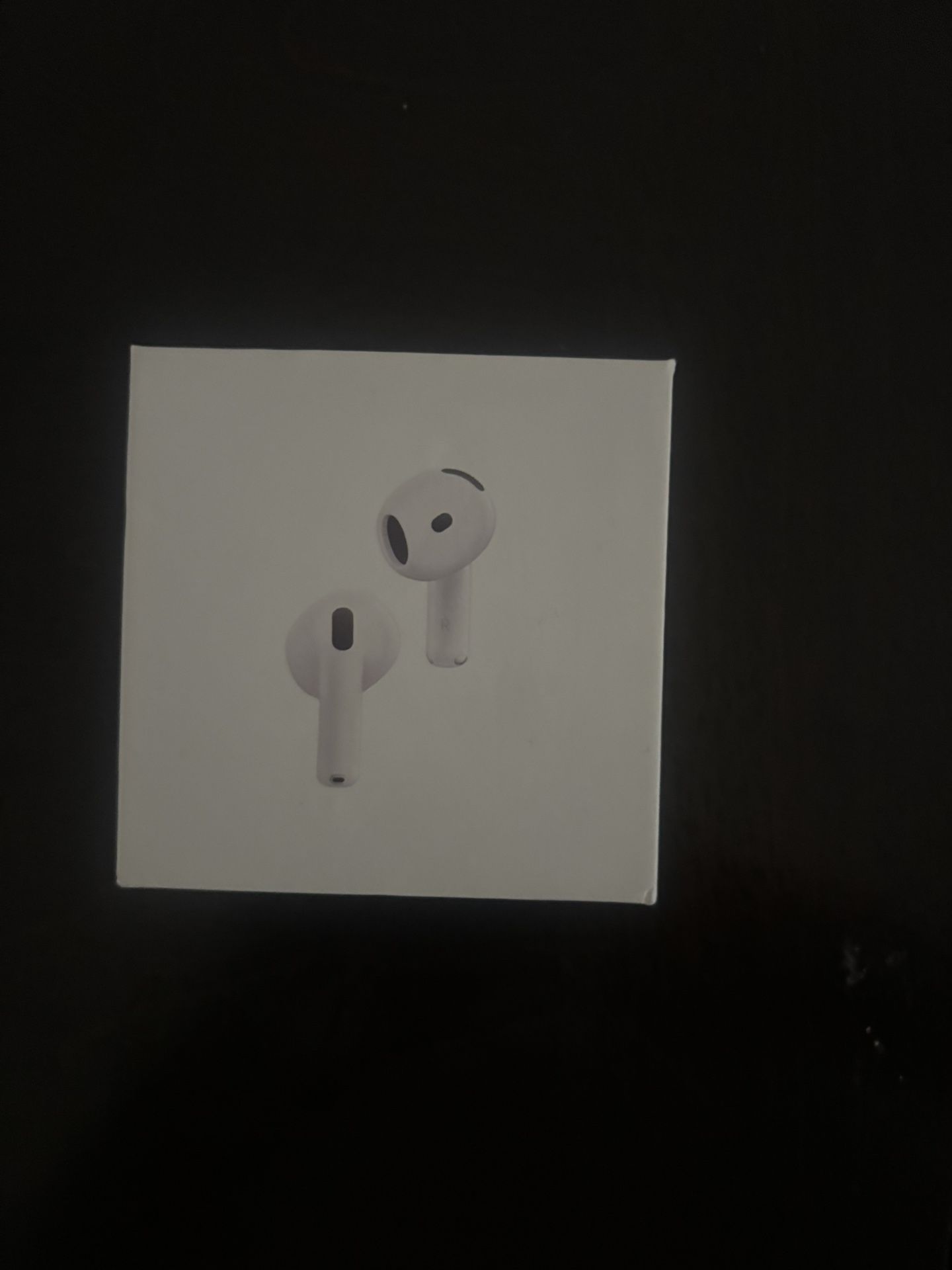 AirPods 4
