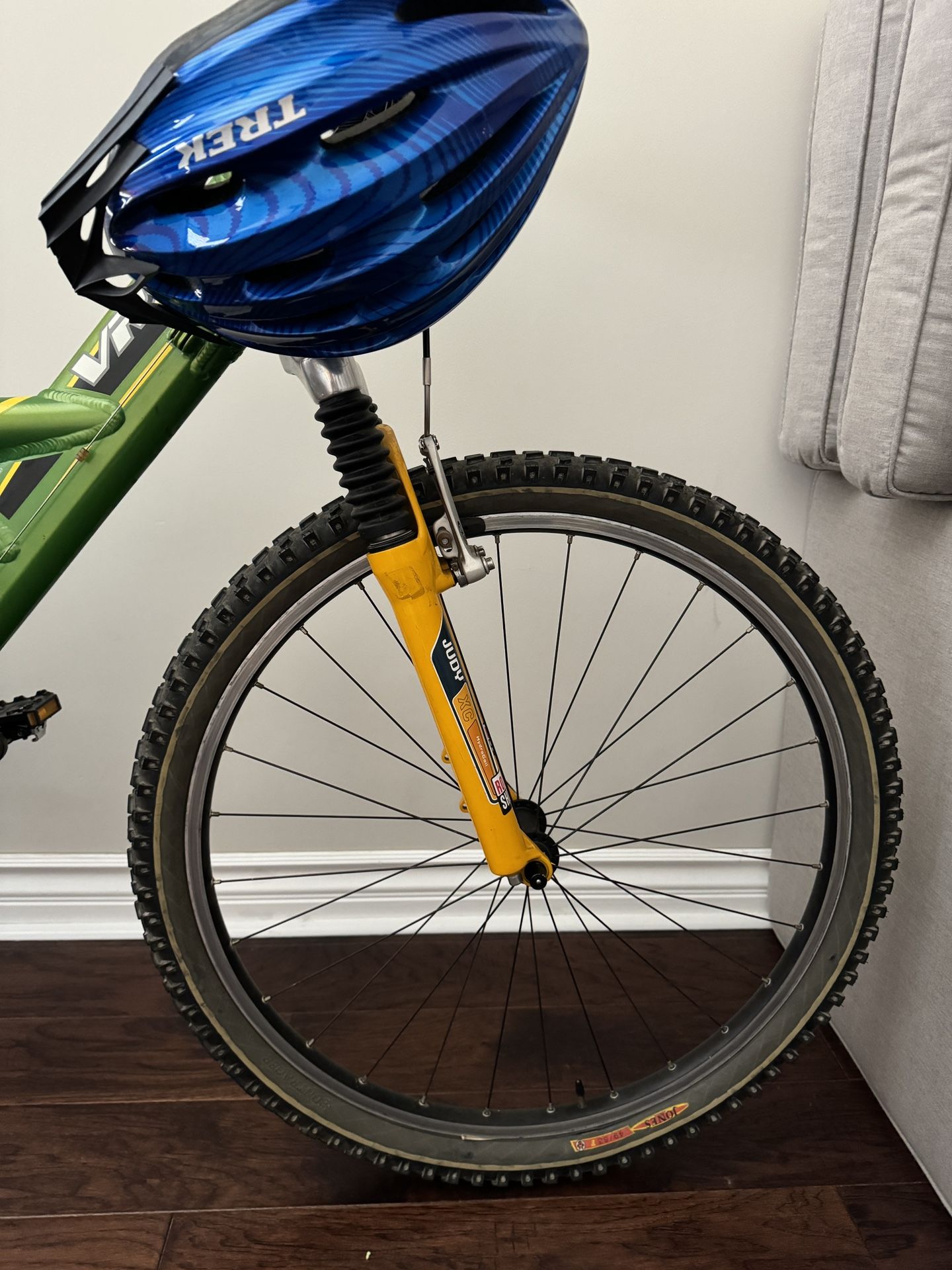 Trek vRX 300 Mountain Bike Bikes & Cycling