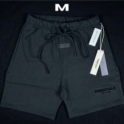 model brand new Essentials, color, black size medium model brand new