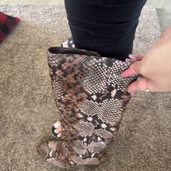 Size 8 Boots 