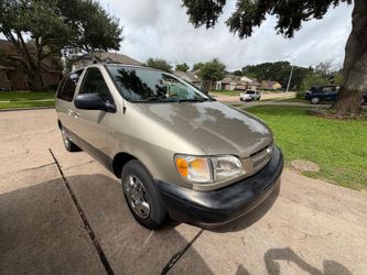 2000 Toyota Sienna