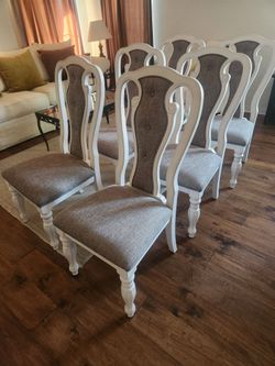 6 Quality Wooden Dinning Room Chairs Only
