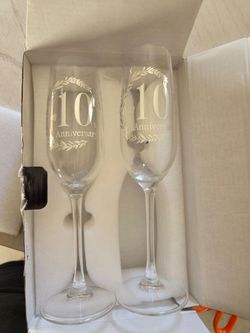 Tom Boy 10th Anniversary Champagne Flutes (Set of 2