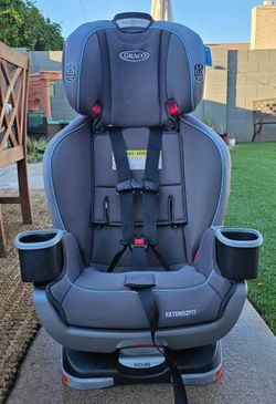 Graco Extend2Fit Convertible Car Seat