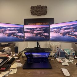 HP 24” Triple Monitor Setup