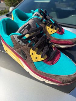 Air max 90nrg Nikes shoes, size 9