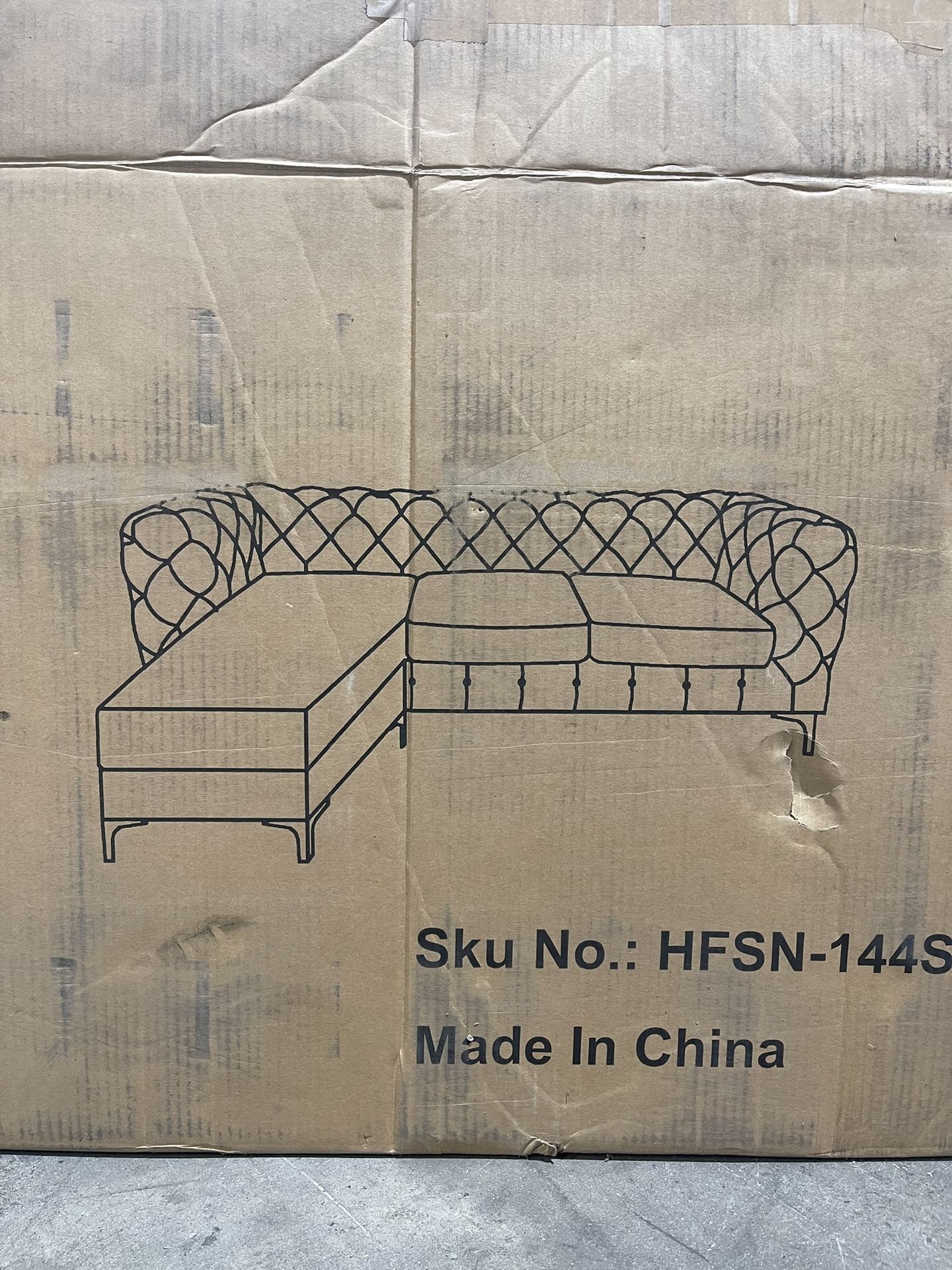 0940 Lora 84" Wide Velvet Hand Facing Sofa & Chaise