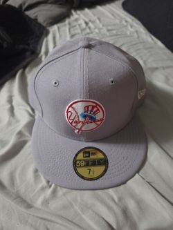 Yankees fitted 7 1/2.