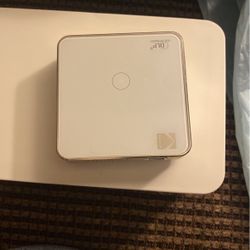 Kodak Portable Pocket Projector 