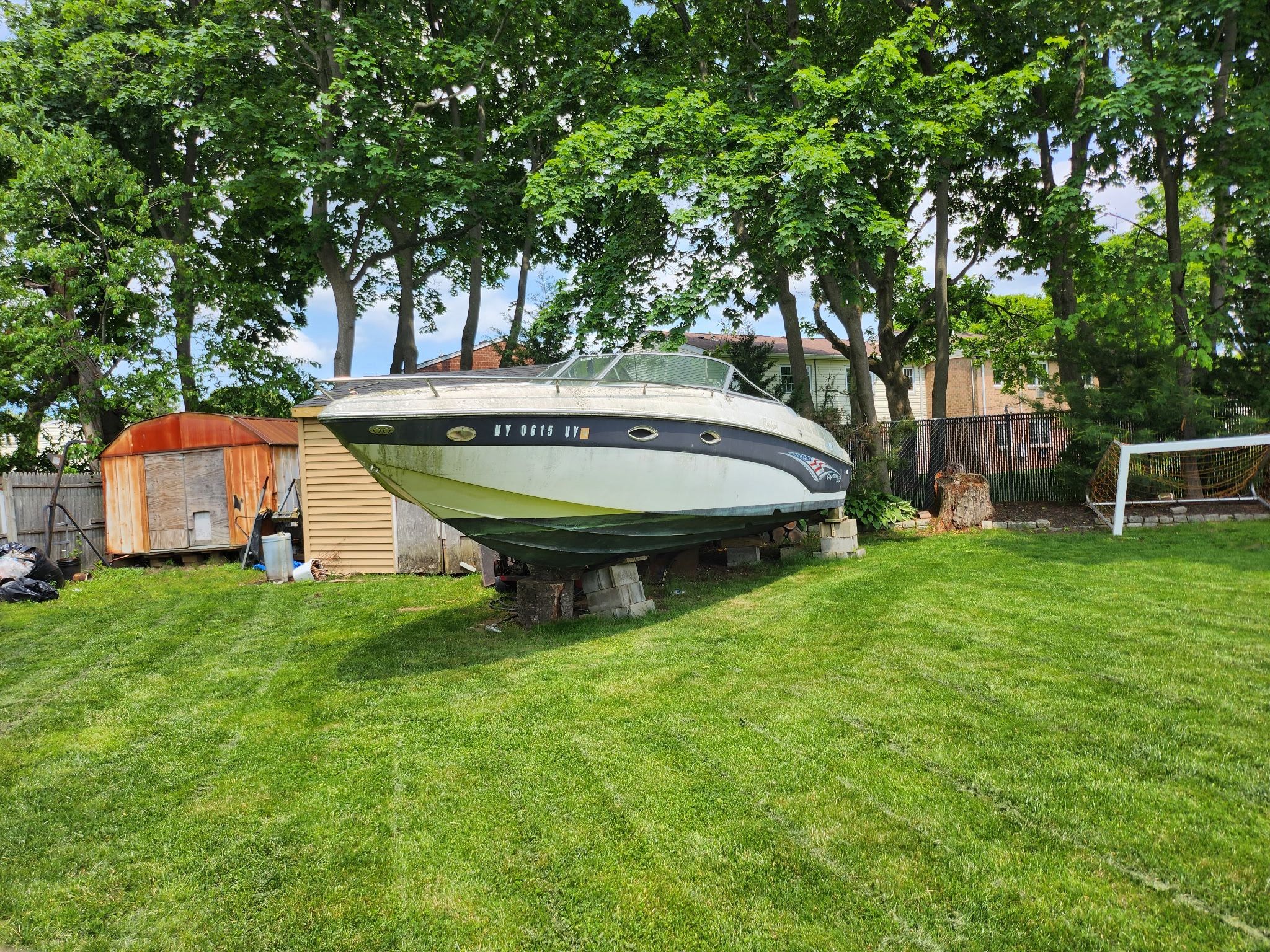 Rinke 2002 Gas Boat. Model 272, Length 27