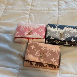 LV Wallets Nude Pink Or Black $20 Each