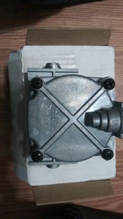 Peterbilt relay valve new never use