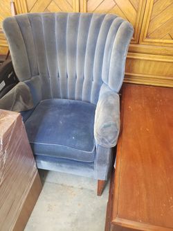 Sofa + Side Chair