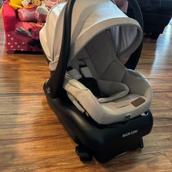maxi cosi infant carseat