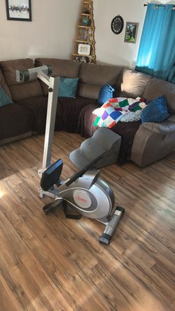 Sunny rowing machine