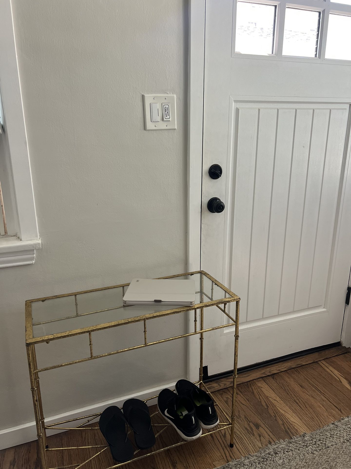 Side Table 28x26x12