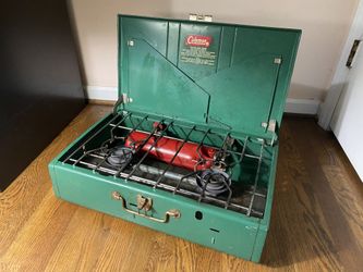 NOS Vintage Coleman 425E Wichta KA Outdoor Camp Stove Camping Field Gear