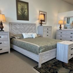 Sale Alert! Stylish Bedroom Set – Free Drop-Off & Flexible Payment Plans