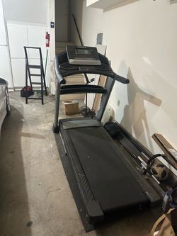 Nordictrack Treadmill - Elite 900