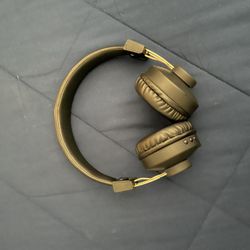 bluetooth headphones