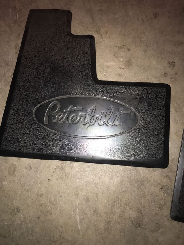 Peterbilt 386 Floor Mats And Tow Hooks For Sale In Las Vegas Nv