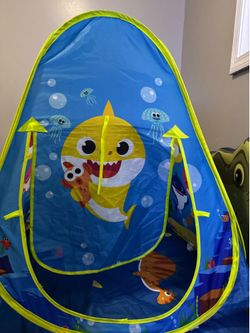 Baby shark tent