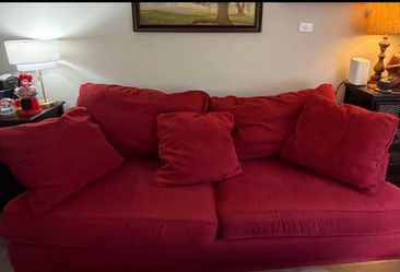 La-Z-Boy Red Sofa / Couch – Very Comfortable