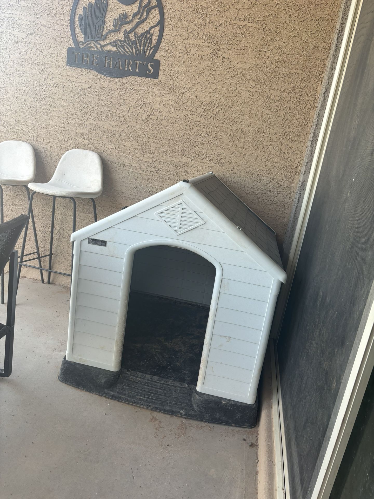 Large Dog House 
