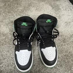 Air Jordan 1 “Lucky Green”