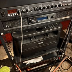 Pro Audio Set Up 4 X 15 Inch Tower Speakers, 5000 Watt Amp And 2500 Subwoofer 