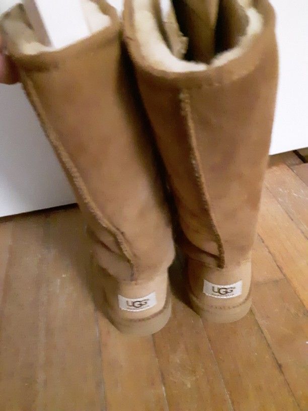 Uggs Boots Size 4 Women