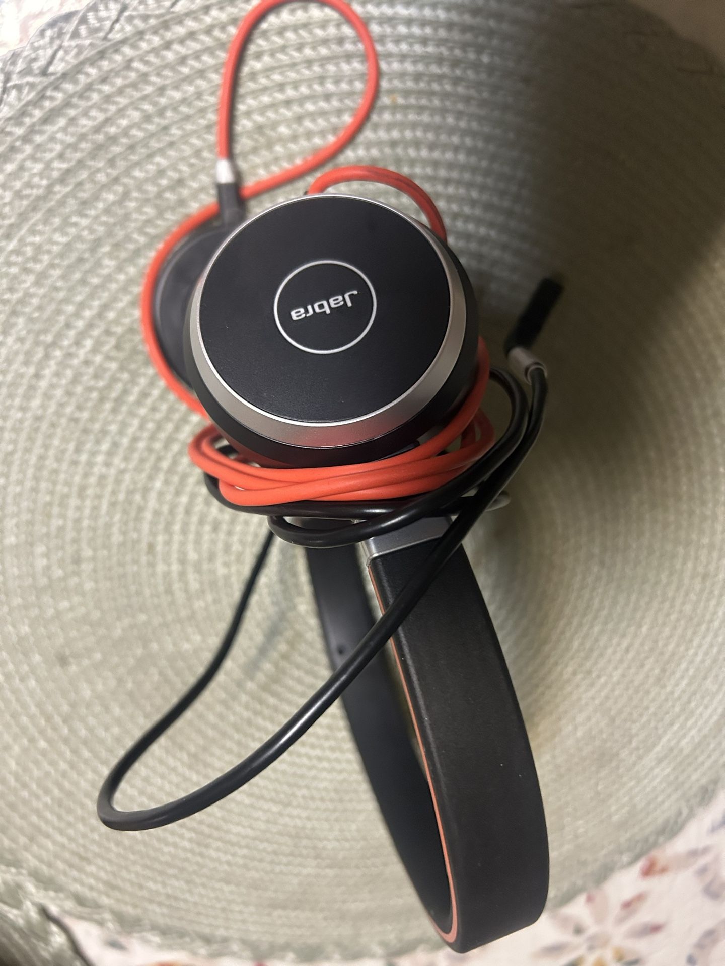 Jabra Evolve 40 Professional Wired Headset, Stereo, MS-Optimized – Telephone Headset for Greater Productivity, Superior Sound for Calls and Music, 3.5