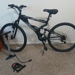 26" Hyper Bike w/ Lock, Cable, and Pump