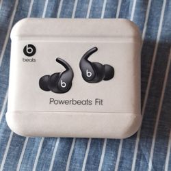 Powerbeats fit