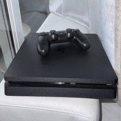 PS4 1TB Excellent Condition
