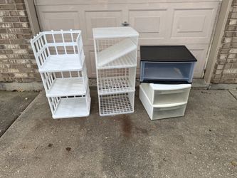 Storage (READ DESCRIPTION)