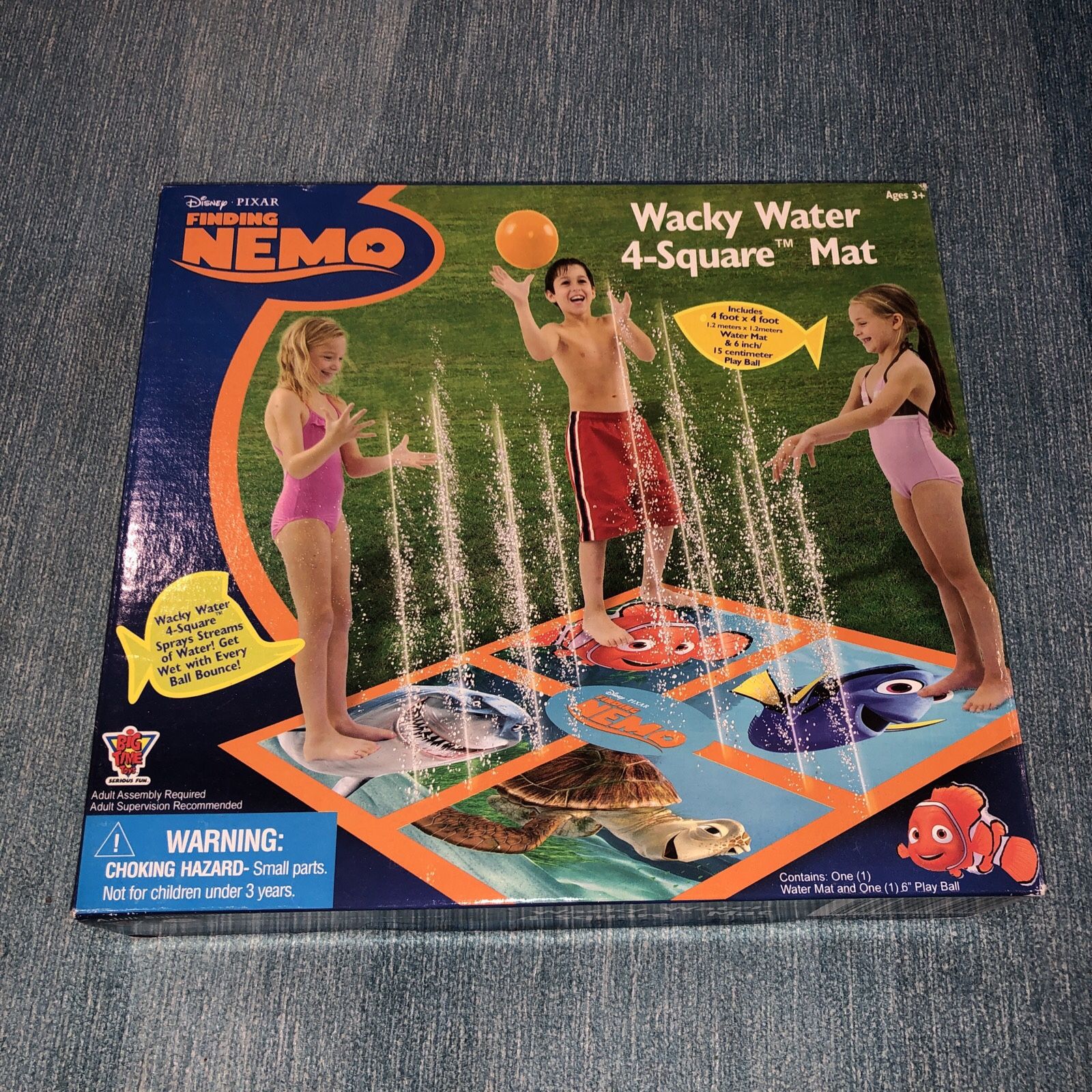 FINDING NEMO WACKY WATER 4 - SQUARE MAT 2006 AGES 3 + / NEW IN BOX RARE