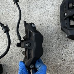 2005 CBR600RR Front Calipers