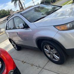 2017 Kia Serrano