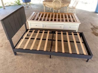 TWIN BEDS