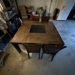 Table with 6 Chairs