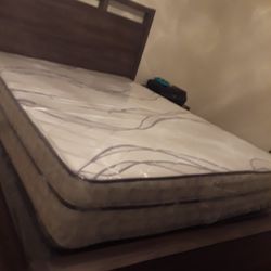 Pillow top queen size set $299.99 mattress and box spring only 