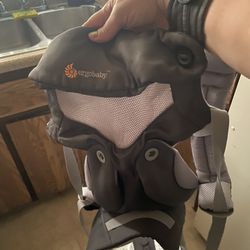 Ergo baby Omni 360 Mesh Baby Carrier30.00
