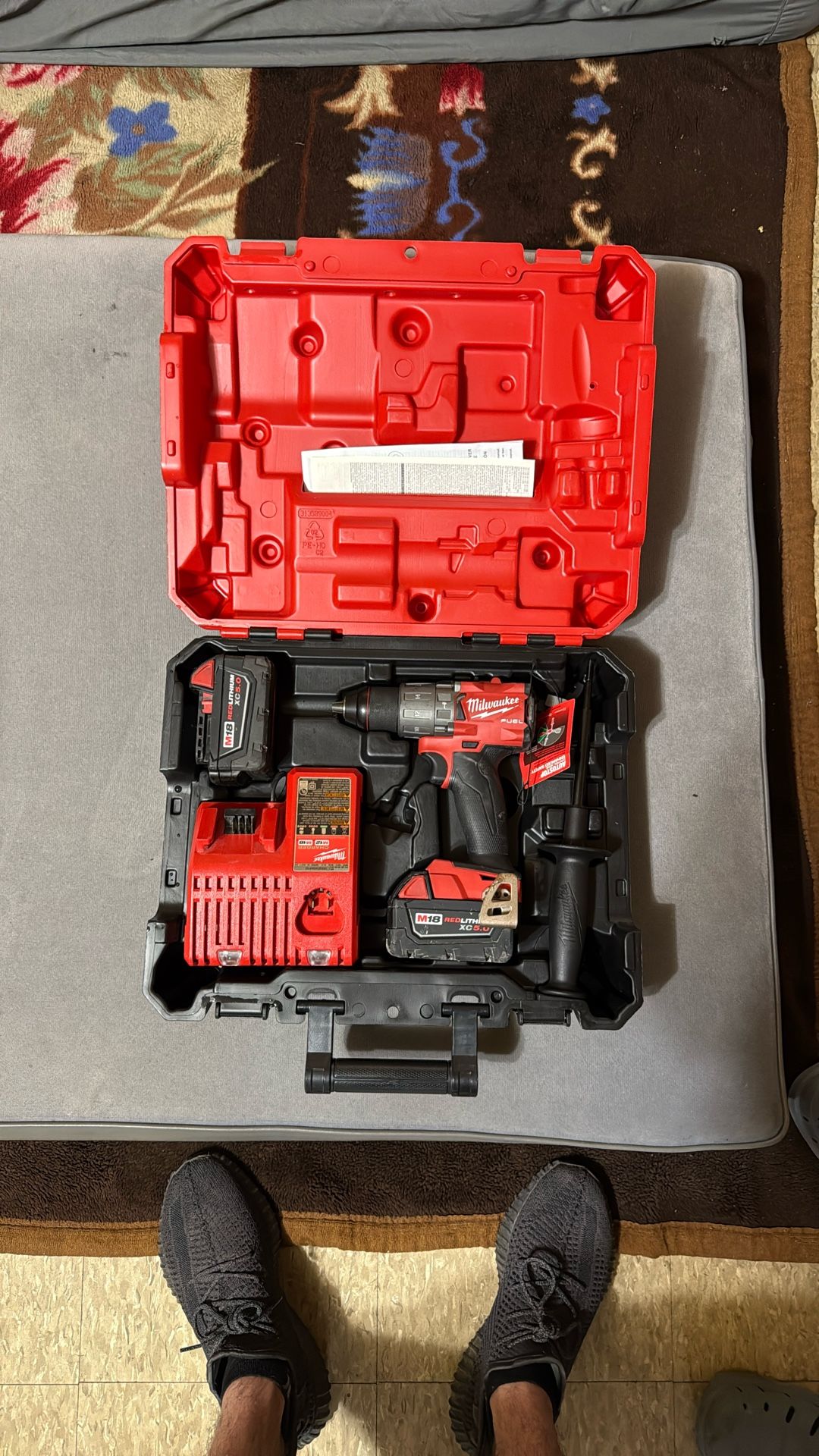Milwaukee Hammer Drill Fuel And Battery 5.0 Ah (2) And Charge