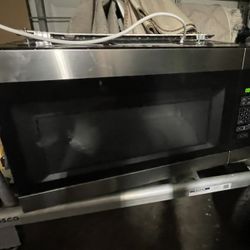 Amana Microwave 