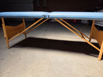 Portable massage table