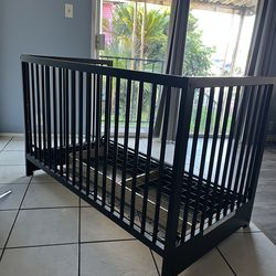 Black Graco Crib